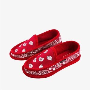 Cozy Red Paisley Women's Slippers